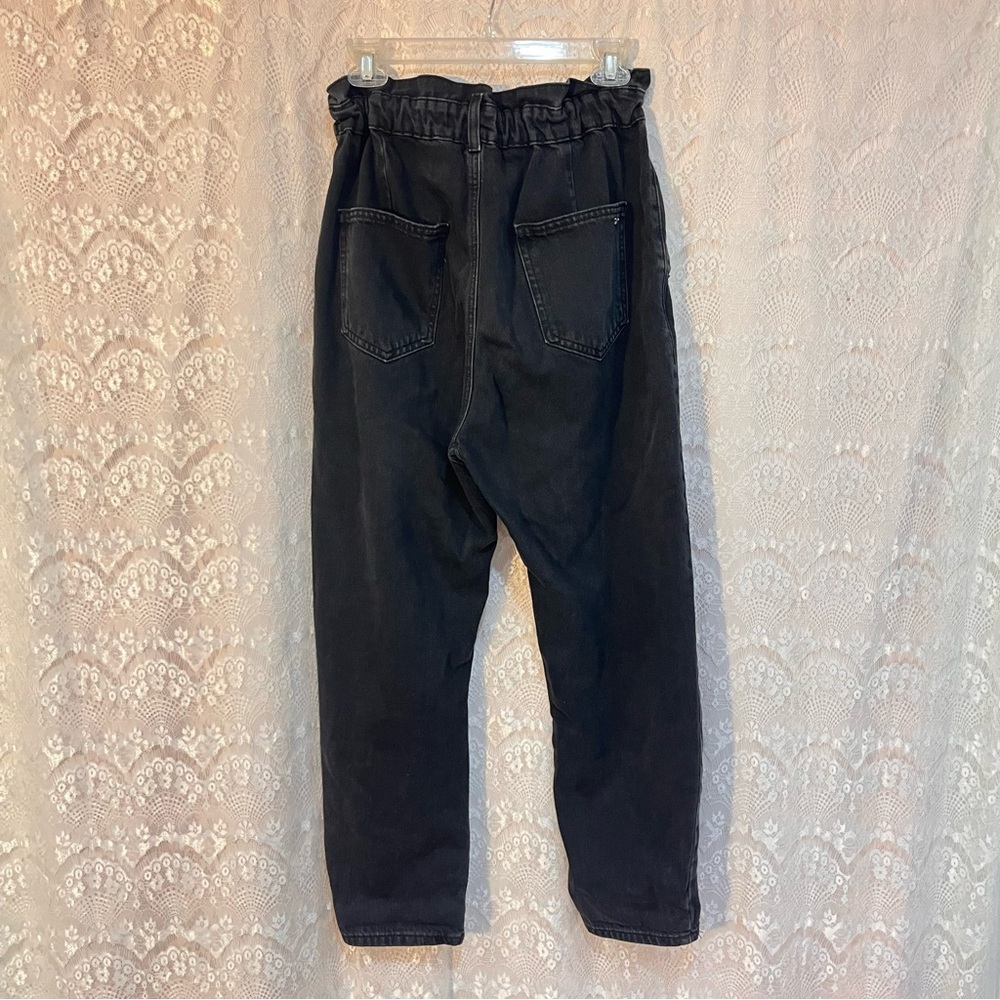 Zara womens jeans high fit, free cut elastic belt, in black Size US 6 EUR 38 - Picture 4 of 16